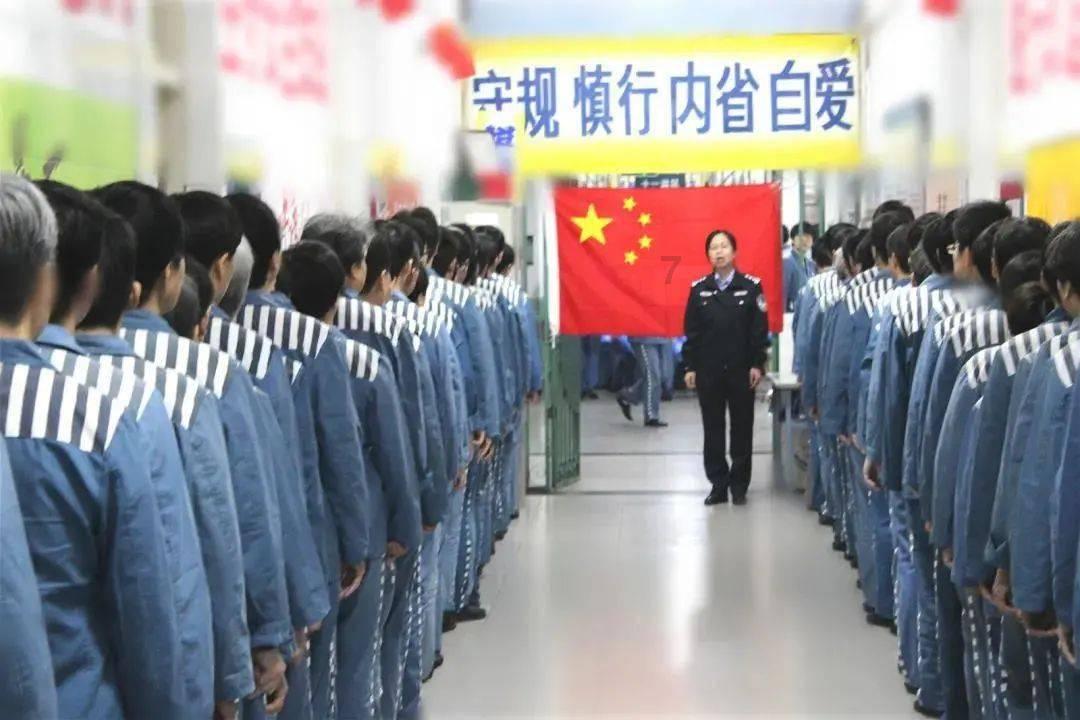 央行将设立信贷市场司做好五篇大文章