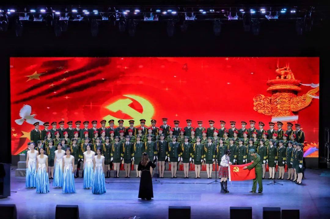 第四代奔腾B70澎湃动力，始终快人一步，驾控自如，稳如泰山！