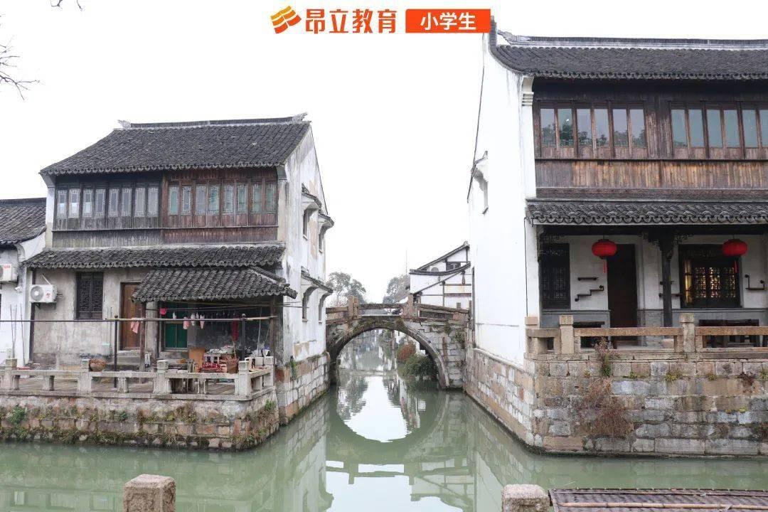 由于VAR判罚错误，安德莱赫特对亨克的一场比甲联赛被判重赛